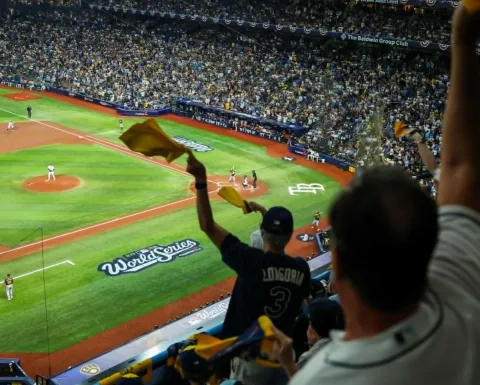 rays derrotan a brewers juego 4 serie mundial