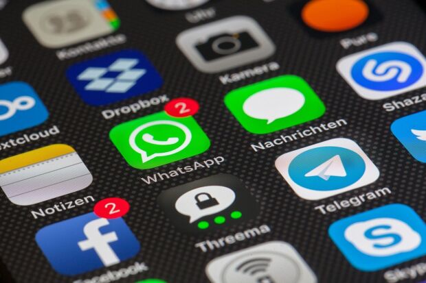 WhatsApp, mensajes, conectado b.jpg
