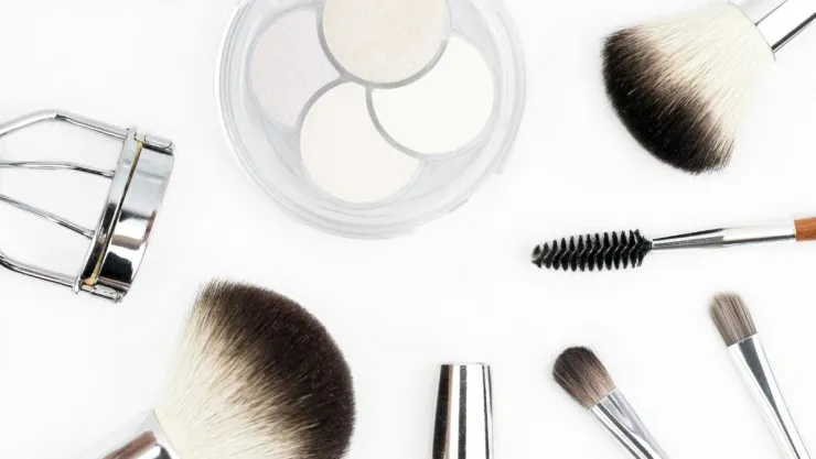maquillaje-caramelo-como-usarlo-abril-2026.jpg