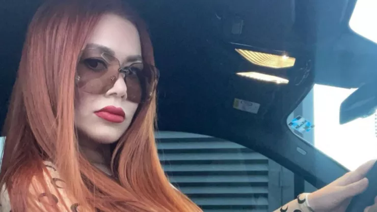 Influencer pierde el control y ataca a golpes a la amante de su marido.jpg