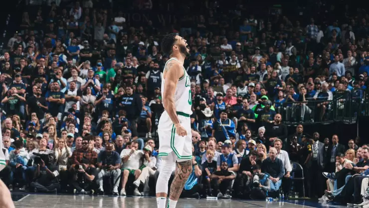 Boston Celtics triunfan en casa de los Dallas Mavericks ¡A un partido de la victoria!.jpg