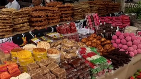 Dulces y calaveritas invaden mercados de Mérida