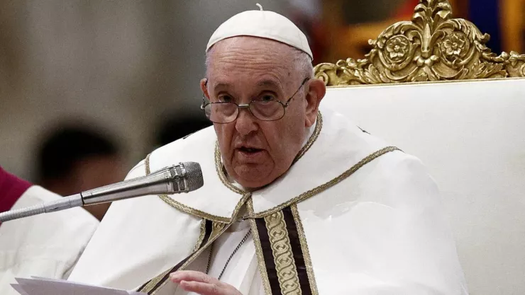 Papa Francisco condena discriminación: “ser homosexual no es un delito”