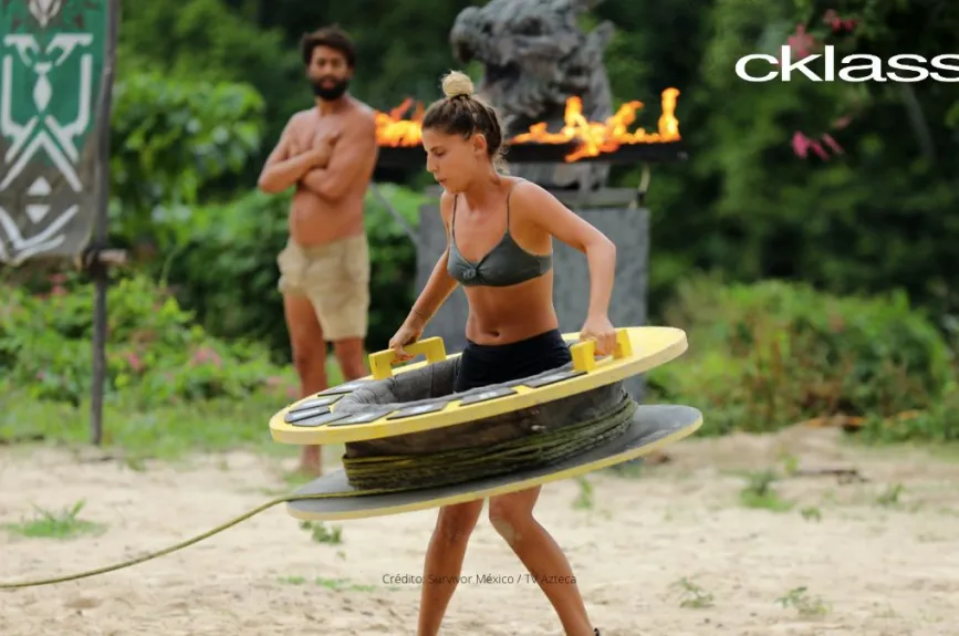 Aranza recorriendo el circuito a toda velocidad en Survivor México 2023.