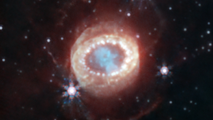 La supernova SN 1987A (Supernova 1987A) vista desde la perspectiva del telescopio James Webb de la NASA
