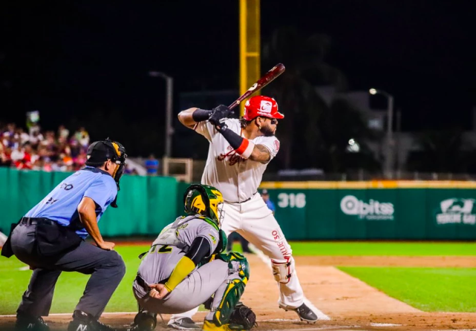 El Águila de Veracruz vence a los Pericos de Puebla