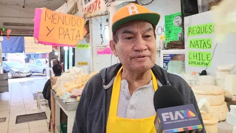Vicente, comerciante de pollo y queso en Culiacán