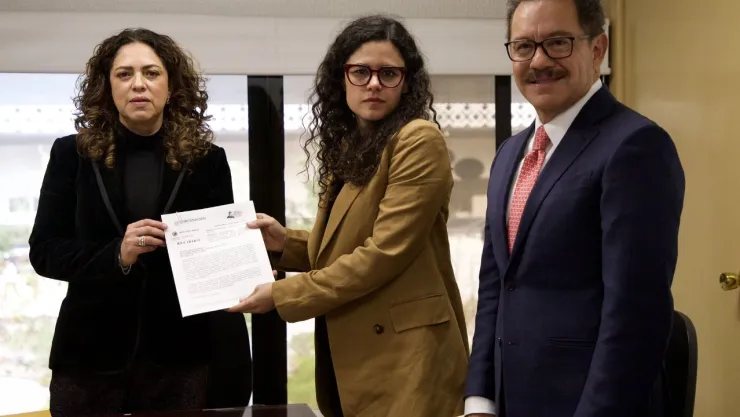 Denuncia contra Cresencio