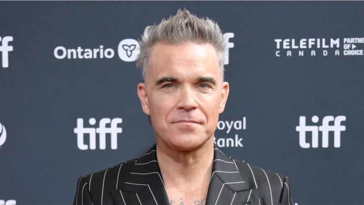 Robbie Williams pierde millones de dólares por muerte de Isabel II