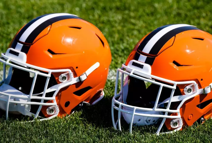 Los nuevos cascos de la NFL y uniformes