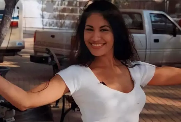 Selena Quintanilla artistas latinos.jpg