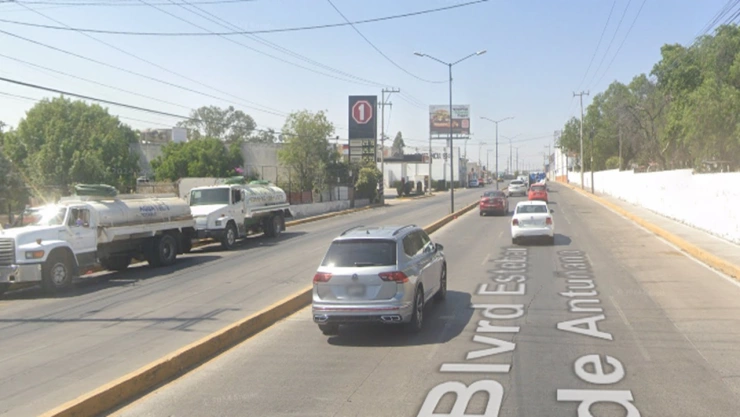 Bulevar Esteban de Antuñano hoy 16 de abril de 2025.