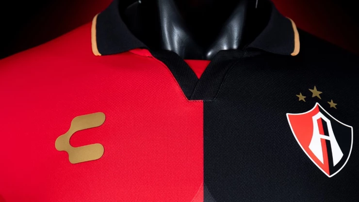 Nuevo jersey Atlas conmemorativo Bicampeonato 21 22.