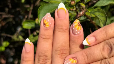 uñas girasoles primavera 2026