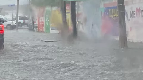 FOTOS Reportan fuertes INUNDACIONES en varias partes de Yucatán