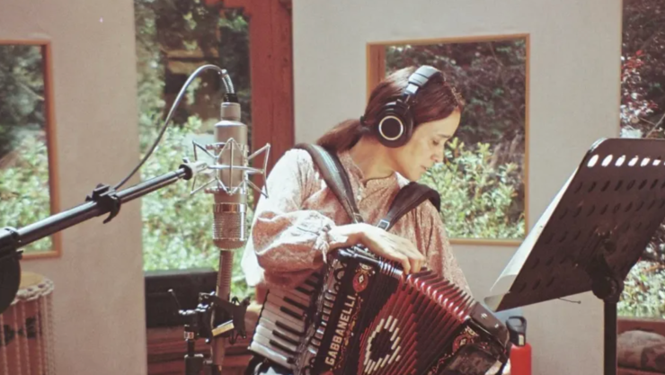 JULIETA VENEGAS DOCUMENTAL