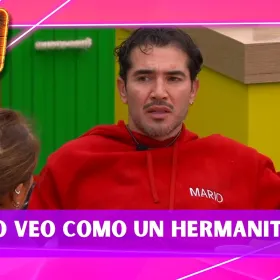 Mono Osuna y Azalia se sorprenden con este Granjero