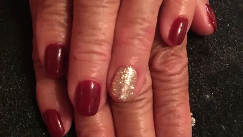 8 diseños de uñas para mujeres mayores: se pueden usar en cualquier ocasión y se ven elegantes
