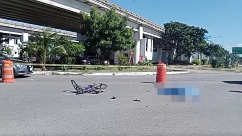 policiacafoto-muere-ciclista-atropellado-bajo-puente-periferico.
