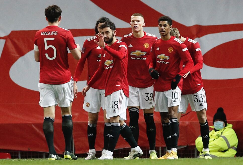 Bruno Fernandes destaca con el Manchester United