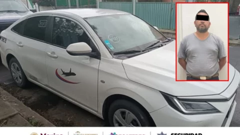 Taxista de Ecatepec detenido por huir tras no pagar gasolina.