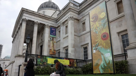 Activistas de Just Stop Oil arrojaran sopa a las pinturas “Girasoles” de Vincent van Gogh.