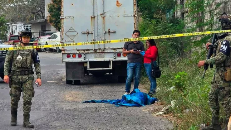 Localizan a hombre sin vida en calles de Veracruz; así lo hallaron