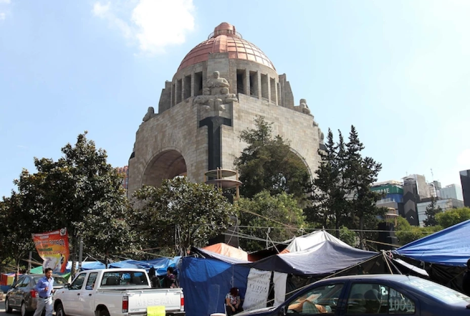 Líderes de la CNTE dijeron que el reacomodo del plantón no está sujeto a plazos ‘unilaterales’