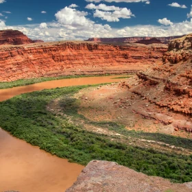 Vista del Parque Nacional Tierra de Cañones al sureste de Utah