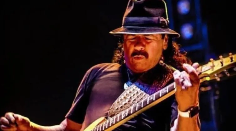 Revelan que Carlos Santana padece Covid-19; ¿qué síntomas tiene y cuál es su estado de salud?