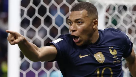 Gol Mbapp&eacute; con Francia en Qatar