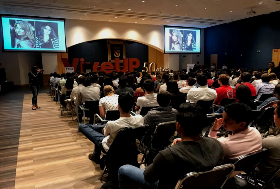 El auditorio del campus CDMX lució un lleno total