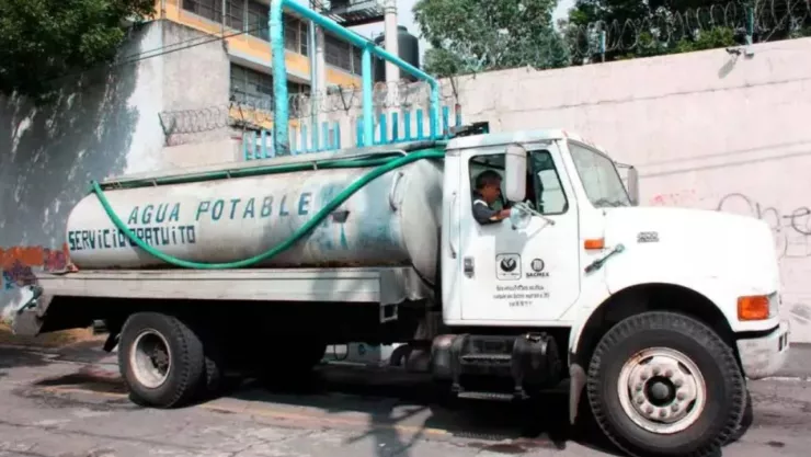 Recorte de agua en Azcapotzalco, CDMX