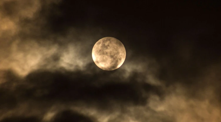 Superluna-HOY-5-de-noviembre-2025-en-México