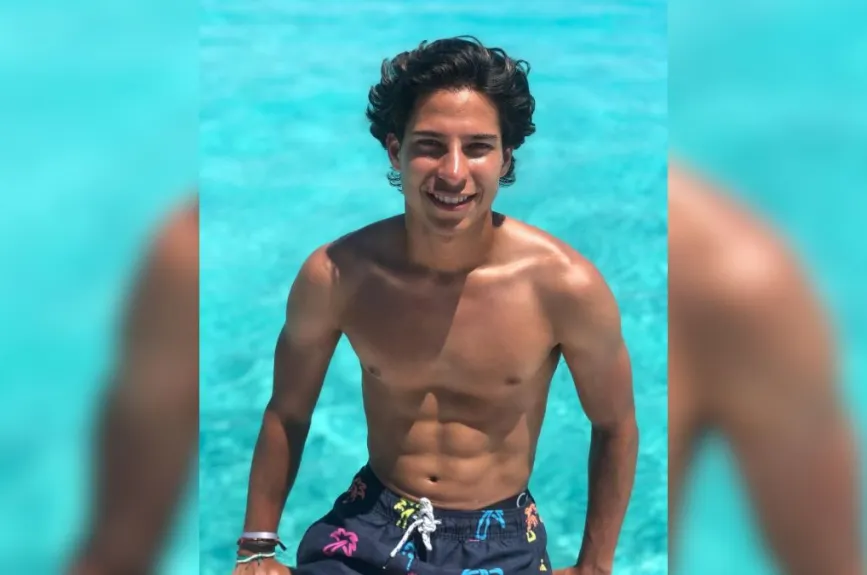 Diego Lainez y los más guapos de Tigres