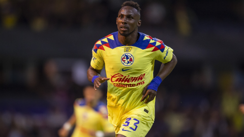 Juli&aacute;n Qui&ntilde;ones, delantero del Am&eacute;rica