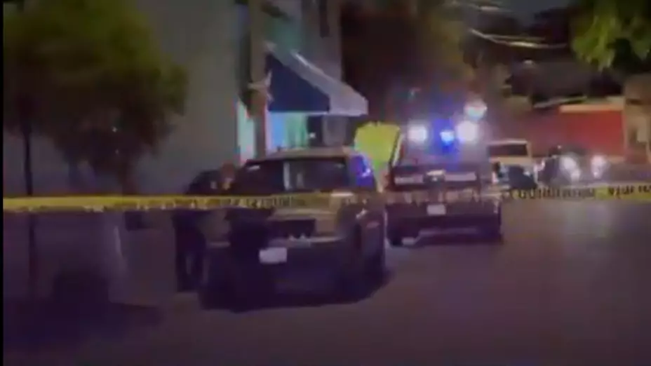 VIDEO_ Hombres armados sacan a taxista de su casa y lo privan de su libertad en Guadalajara.jpg