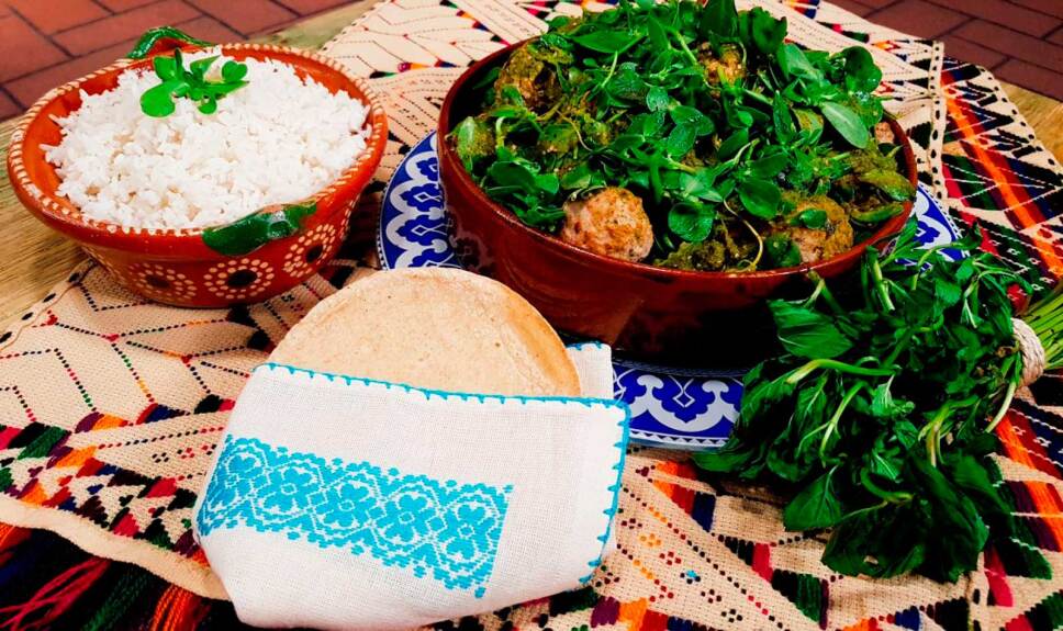 Receta Albóndigas de cerdo en salsa verde con verdolagas