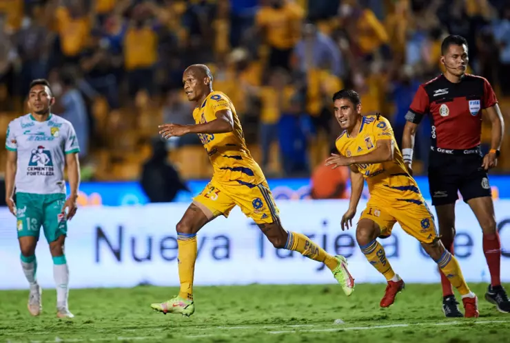 Tigres vs León