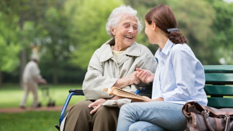 Cuáles son los nuevos apoyos económicos del INAPAM y las Becas del Bienestar