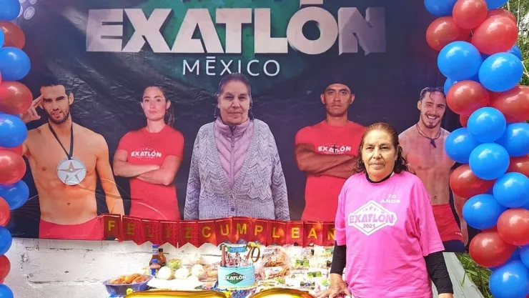 Mujer celebra su cumpleaños número 70 con fiesta temática de Exatlón.