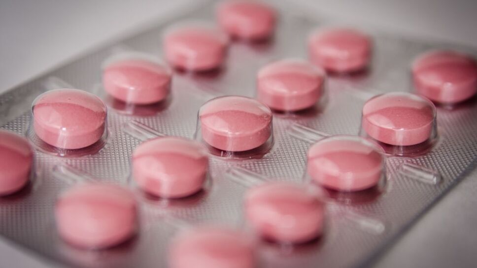 COVID-19, pastilla, Pfizer 2.jpg