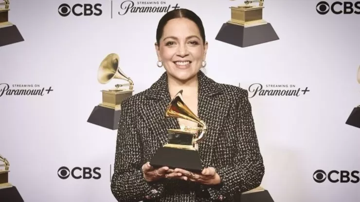 Natalia Lafourcade, la mujer latina con más premios Grammy