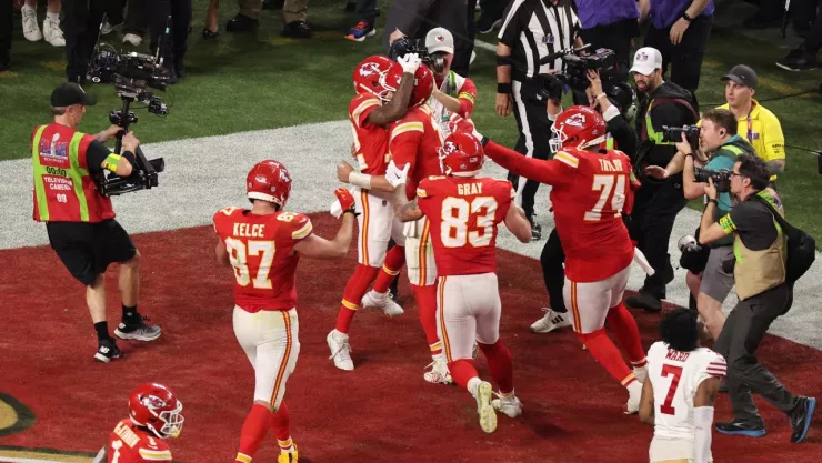 Kansas City Chiefs se imponen a los 49ers de San Francisco y ganan el Super Bowl 2024.jpg
