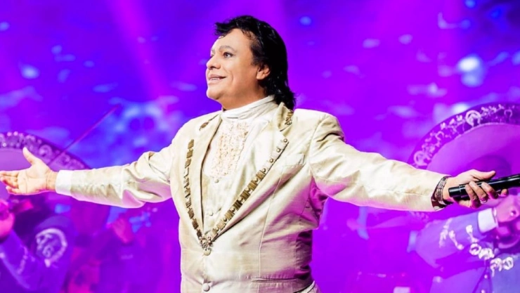 Juan Gabriel fortuna.jpg