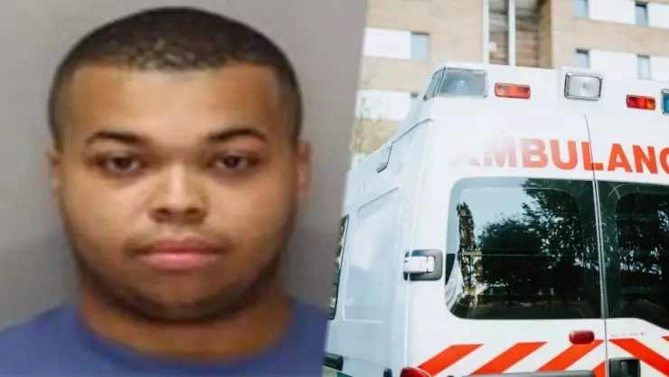 Paramédico toma fotos íntimas de paciente.jpg