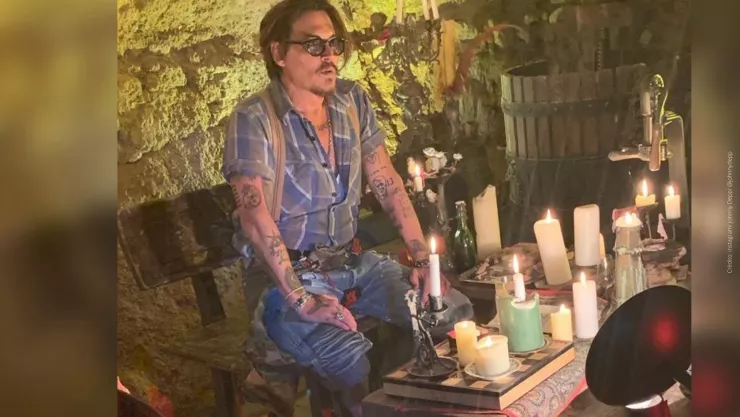 Amber Heard exhibe FOTO de Johnny Depp en estado vulnerable.