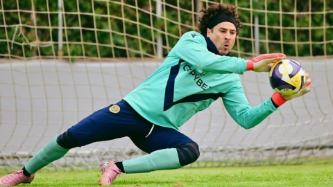 Memo Ochoa, el candidato de Herrera