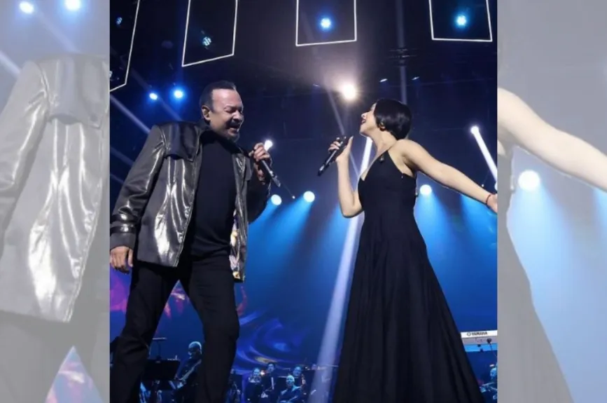 Pepe Aguilar y Ángela Aguilar (13).jpg
