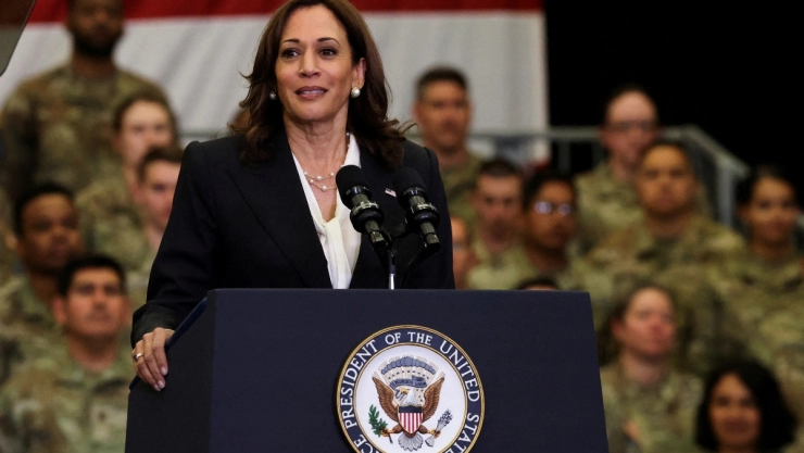 kamala harris eu ovid-19